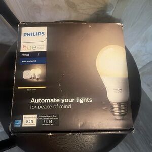 Philips Hue Bulb Starter Kit (Personal
Wireless Lighting) open box